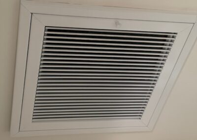 Install heat pump, runs, grills, efficient hvac system Victoria